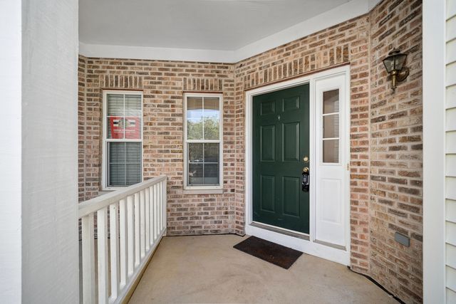 946 Cynthia Lane, Lake In The Hills, IL 60156