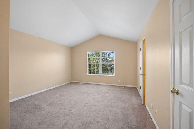 946 Cynthia Lane, Lake In The Hills, IL 60156