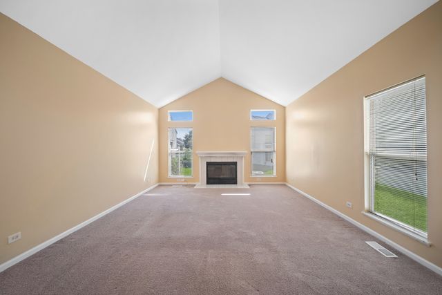 946 Cynthia Lane, Lake In The Hills, IL 60156