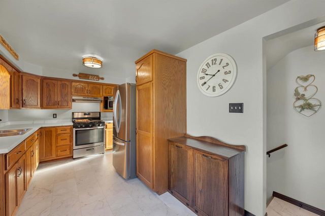 1512 13TH AVENUE, Green Bay, WI 54304