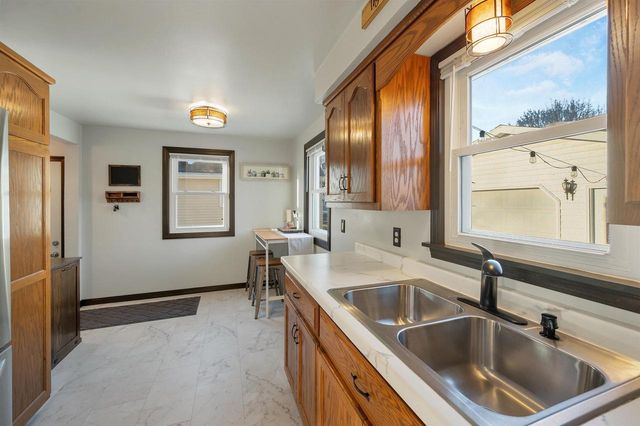 1512 13TH AVENUE, Green Bay, WI 54304