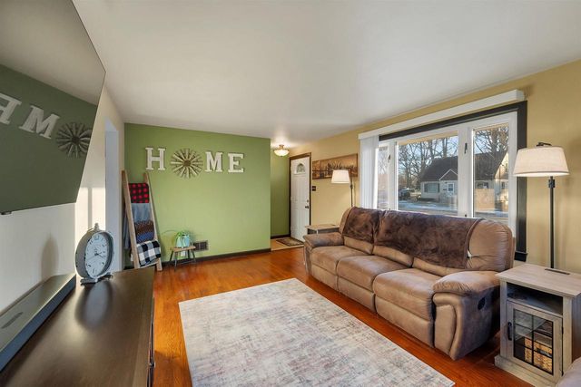 1512 13TH AVENUE, Green Bay, WI 54304