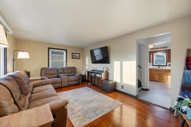 1512 13TH AVENUE, Green Bay, WI 54304