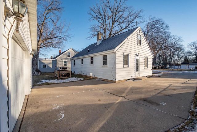 1512 13TH AVENUE, Green Bay, WI 54304