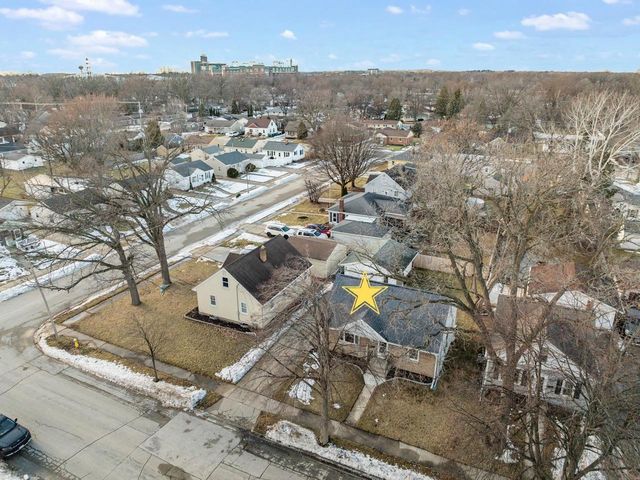 1512 13TH AVENUE, Green Bay, WI 54304