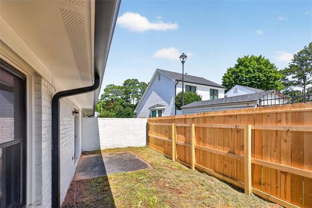 595 Macon Highway 41, Athens, GA 30606