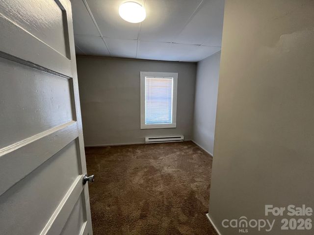 524 Baldwin Avenue, Marion, NC 28752