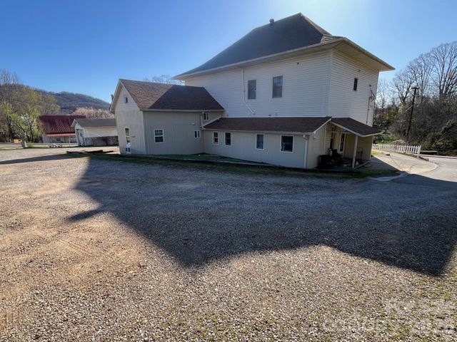 524 Baldwin Avenue, Marion, NC 28752