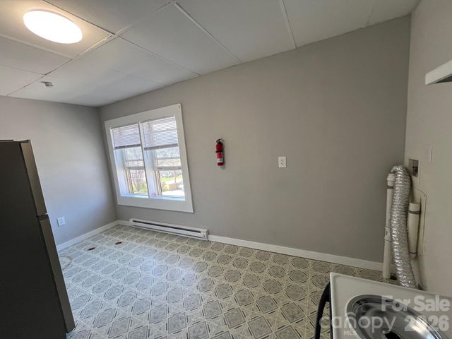 524 Baldwin Avenue, Marion, NC 28752