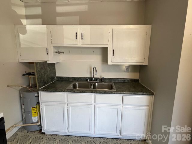 524 Baldwin Avenue, Marion, NC 28752