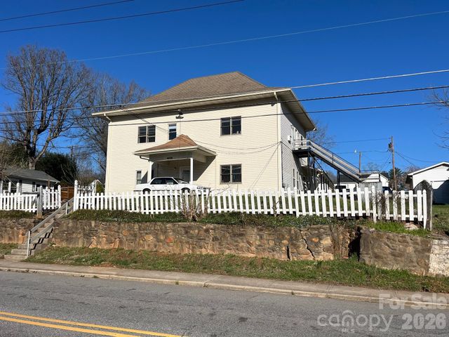 524 Baldwin Avenue, Marion, NC 28752