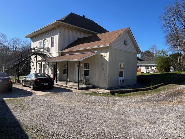 524 Baldwin Avenue, Marion, NC 28752