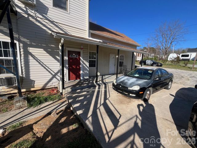 524 Baldwin Avenue, Marion, NC 28752