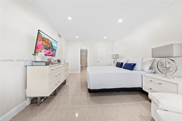 7851 Miller Drive A117, Miami, FL 33155