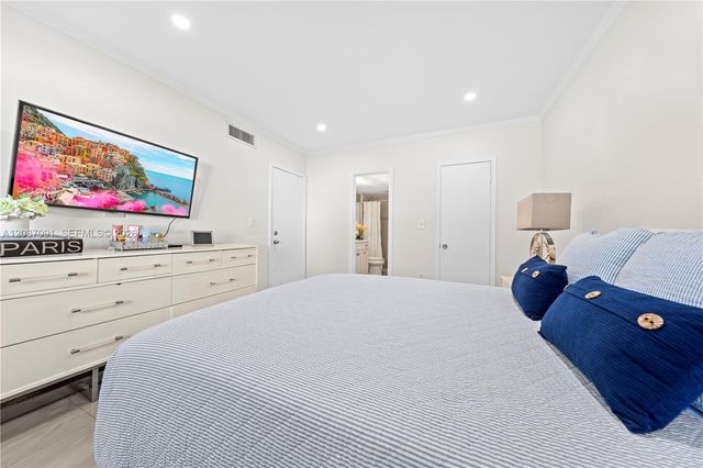 7851 Miller Drive A117, Miami, FL 33155