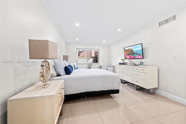 7851 Miller Drive A117, Miami, FL 33155