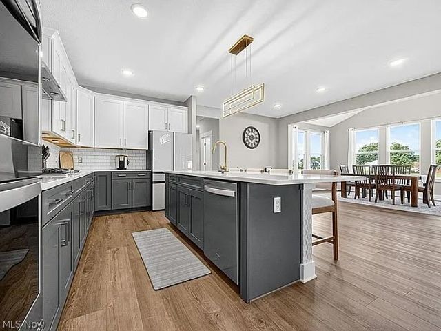 8960 Leatherleaf Drive, Columbia Station, OH 44028