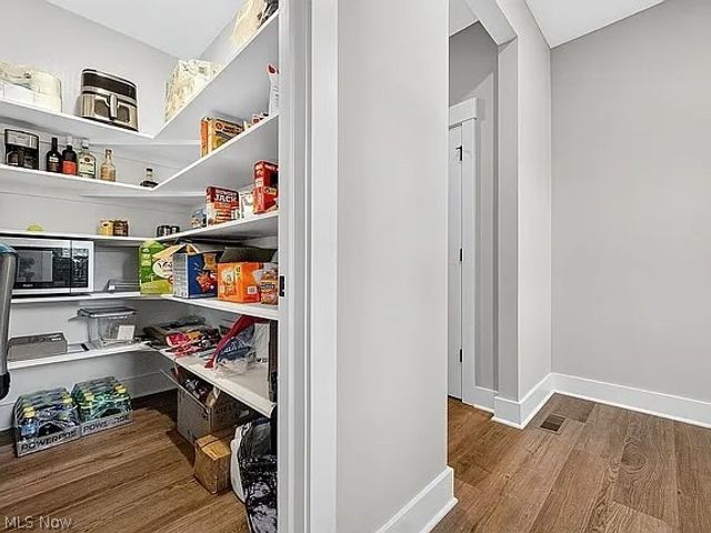 8960 Leatherleaf Drive, Columbia Station, OH 44028