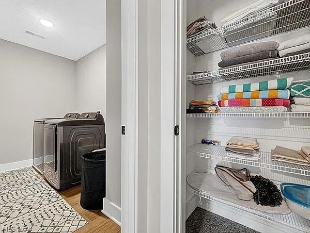 8960 Leatherleaf Drive, Columbia Station, OH 44028