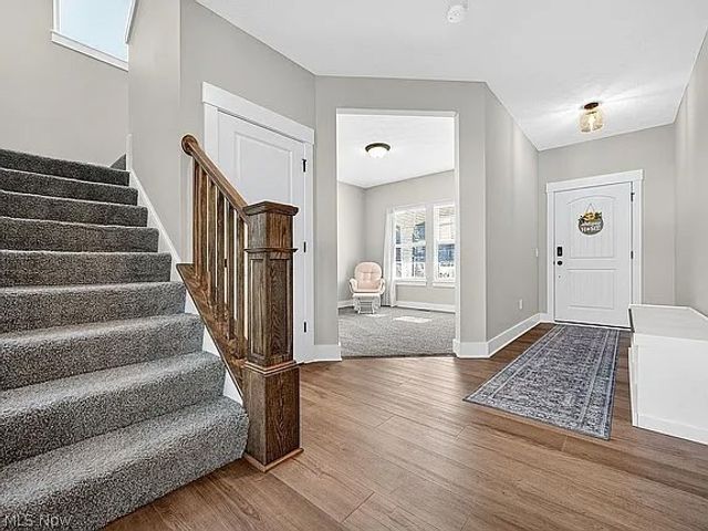 8960 Leatherleaf Drive, Columbia Station, OH 44028