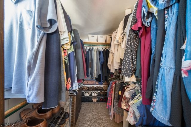 10 Lake Trl E, Wayne Twp., NJ 07470