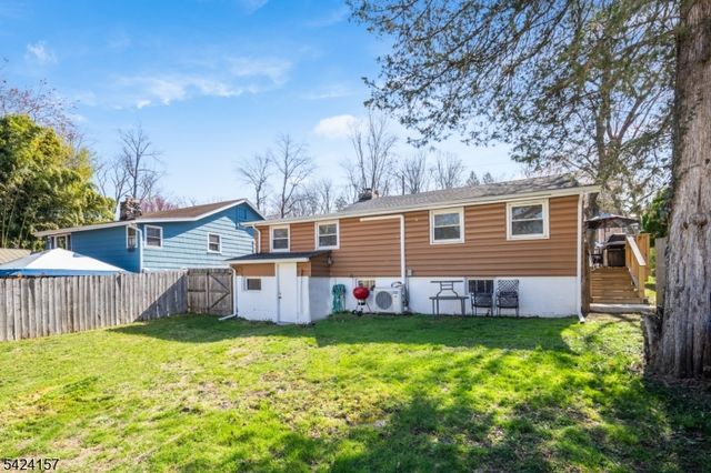 10 Lake Trl E, Wayne Twp., NJ 07470