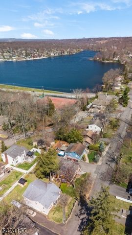 10 Lake Trl E, Wayne Twp., NJ 07470