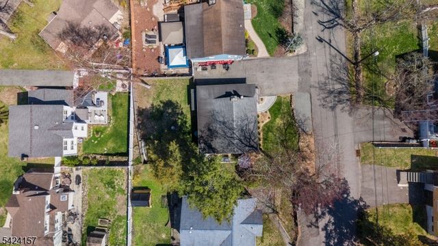 10 Lake Trl E, Wayne Twp., NJ 07470