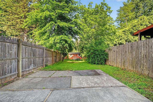 126 Halgren Crescent, Haverstraw, NY 10927