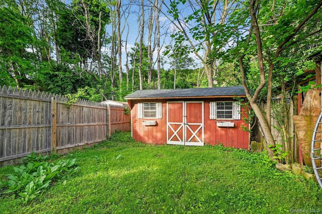 126 Halgren Crescent, Haverstraw, NY 10927