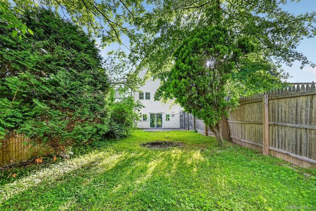 126 Halgren Crescent, Haverstraw, NY 10927