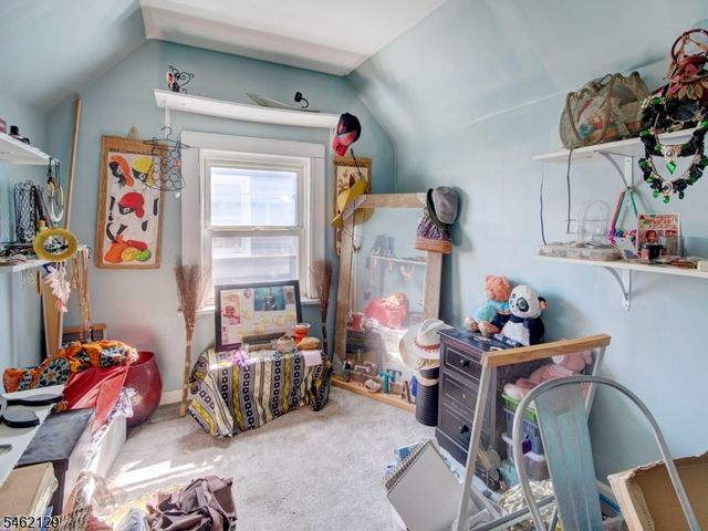 165 Dodd St, East Orange City, NJ 07017
