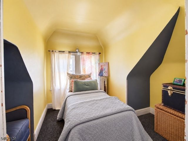 165 Dodd St, East Orange City, NJ 07017