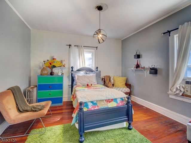 165 Dodd St, East Orange City, NJ 07017