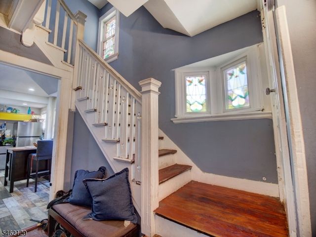 165 Dodd St, East Orange City, NJ 07017