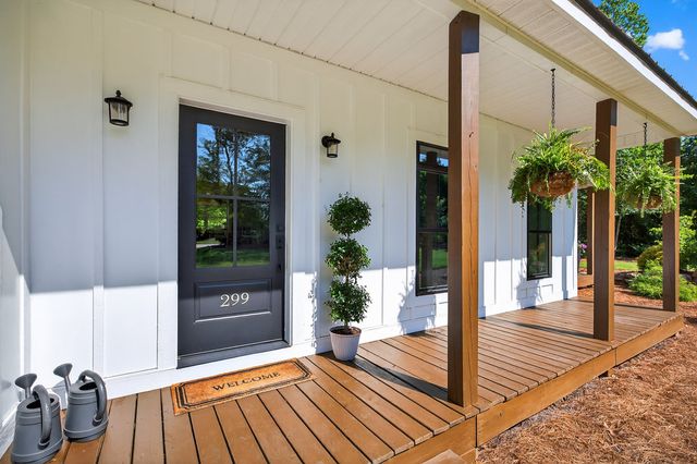 299 Scott Lane, Pelzer, SC 29669