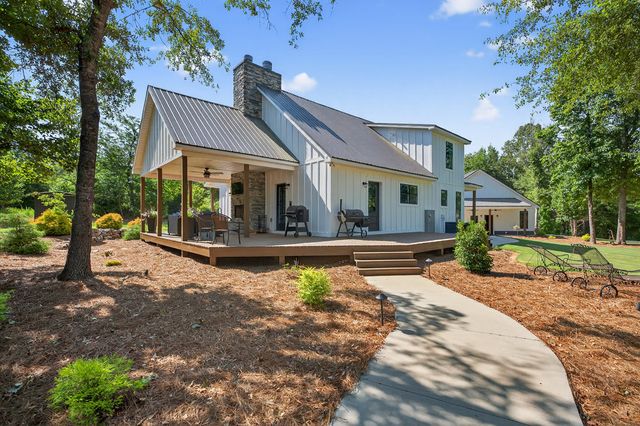 299 Scott Lane, Pelzer, SC 29669