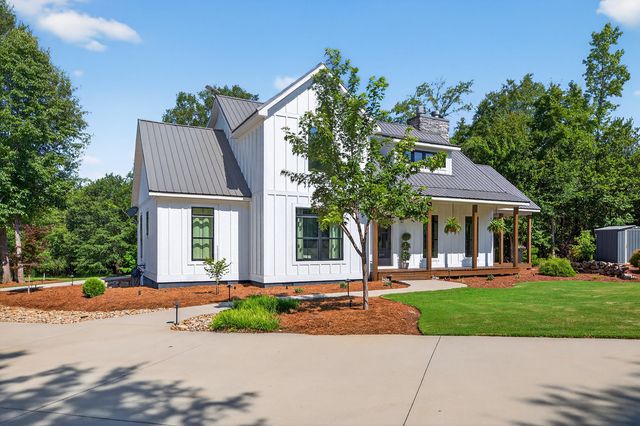 299 Scott Lane, Pelzer, SC 29669