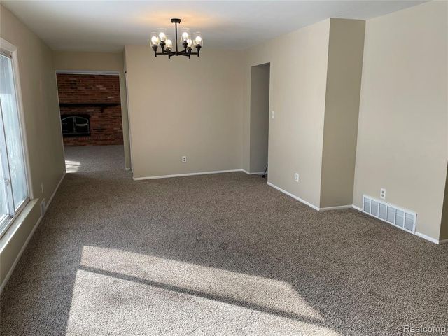 31335 Rayburn Street, Livonia, MI 48154