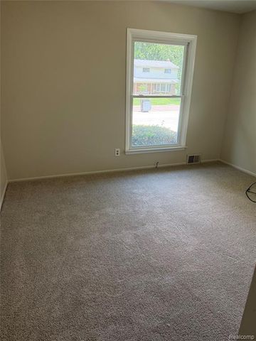 31335 Rayburn Street, Livonia, MI 48154