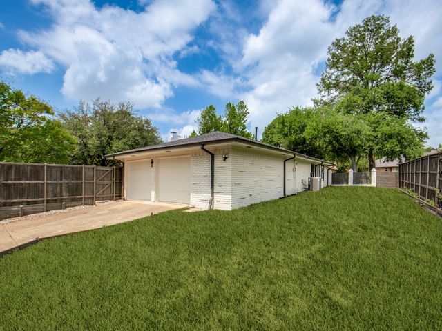 6810 Town Bluff Drive, Dallas, TX 75248