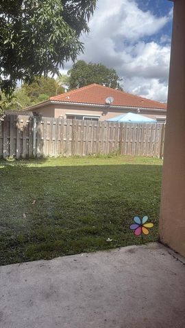 19249 NW 13th St, Pembroke Pines, FL 33029