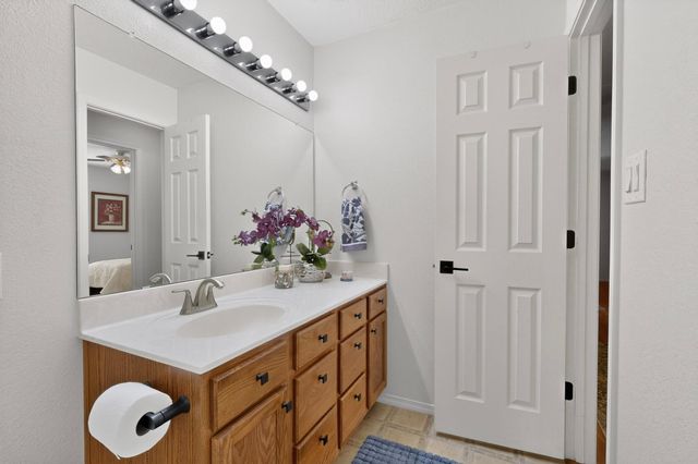 11827 Native Dancer Road SE, Albuquerque, NM 87123