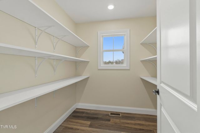 410 Gibson Loop, Afton, TN 37616