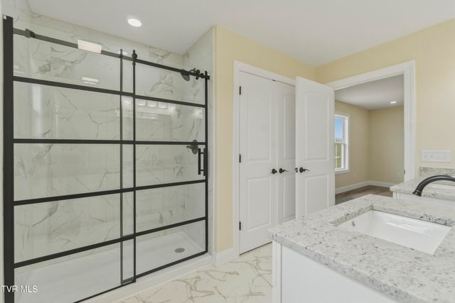 410 Gibson Loop, Afton, TN 37616