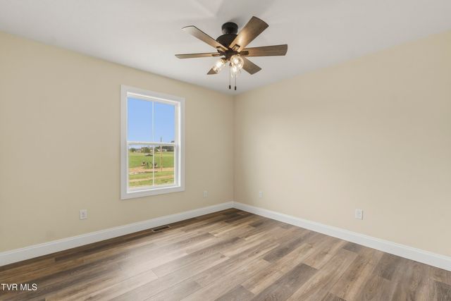 410 Gibson Loop, Afton, TN 37616