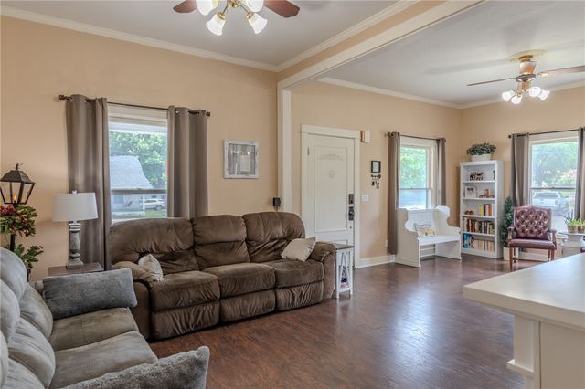 900 N Chestnut Street, Harrison, AR 72601