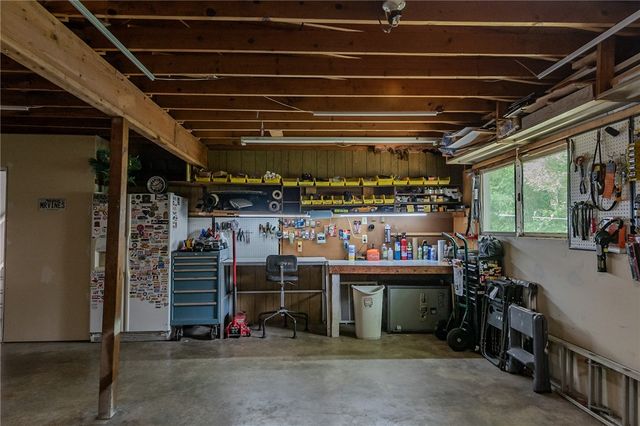 900 N Chestnut Street, Harrison, AR 72601