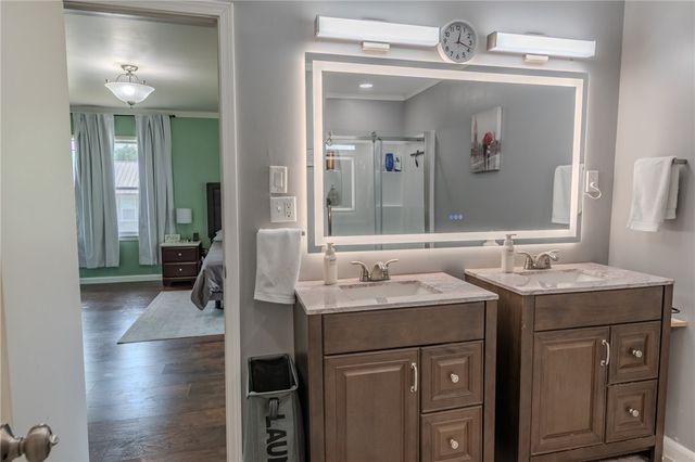 900 N Chestnut Street, Harrison, AR 72601