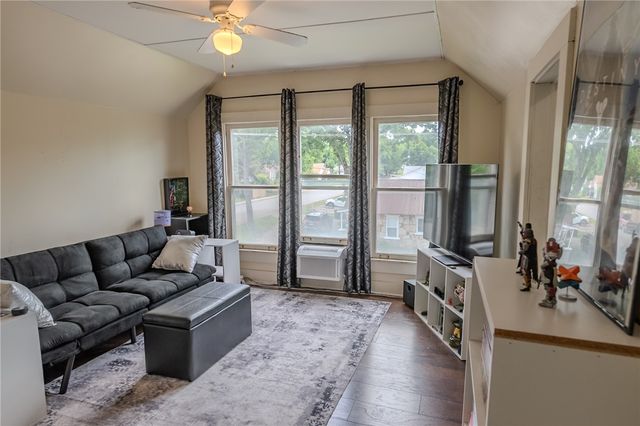900 N Chestnut Street, Harrison, AR 72601